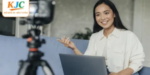 Nhân Viên Truyền Thông - Bứt Phá Trong Ngành Giải Trí Online